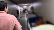 Imagens mostram a realidade do hospital, que contrasta com a propaganda oficial do governo sobre a redução de pacientes na unidade. - Divulgação