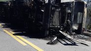 Imagem [VÍDEO] Carreta tomba e pega fogo na BR-427 em Caicó-RN