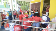 Manifestantes do MLB protestam na Câmara Municipal de Natal contra a CEI das ocupações - Foto: José Aldenir / Agora RN