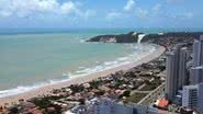 O principal foco das ações foi a regulação dos níveis de ruído em estabelecimentos comerciais e a organização do comércio na praia de Ponta Negra. - Reprodução/Internet