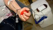Com a falta de 85 bolsas de sangue, Hemonorte faz apelo à população para doações, especialmente de tipos O-, A- e B-. - Foto: Reprodução.