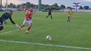 Erros de arbitragem marcam o jogo gerando reclamações sobre decisões do árbitro - Reprodução