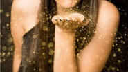 Mulheres usam glitter como tática para identificar homens comprometidos - Reprodução
