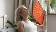 Ondas de Calor na Menopausa: Sintomas e Soluções - Reprodução