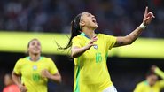 Brasil supera expulsão e vence amistoso contra Inglaterra