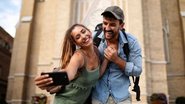 Além de contribuir para a saúde mental, viajar também pode fortalecer relacionamentos - Reprodução/Freepik