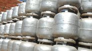A prática caracteriza crime contra a ordem tributária e coloca consumidores em risco - Marcello Casal Jr/Agência Brasil