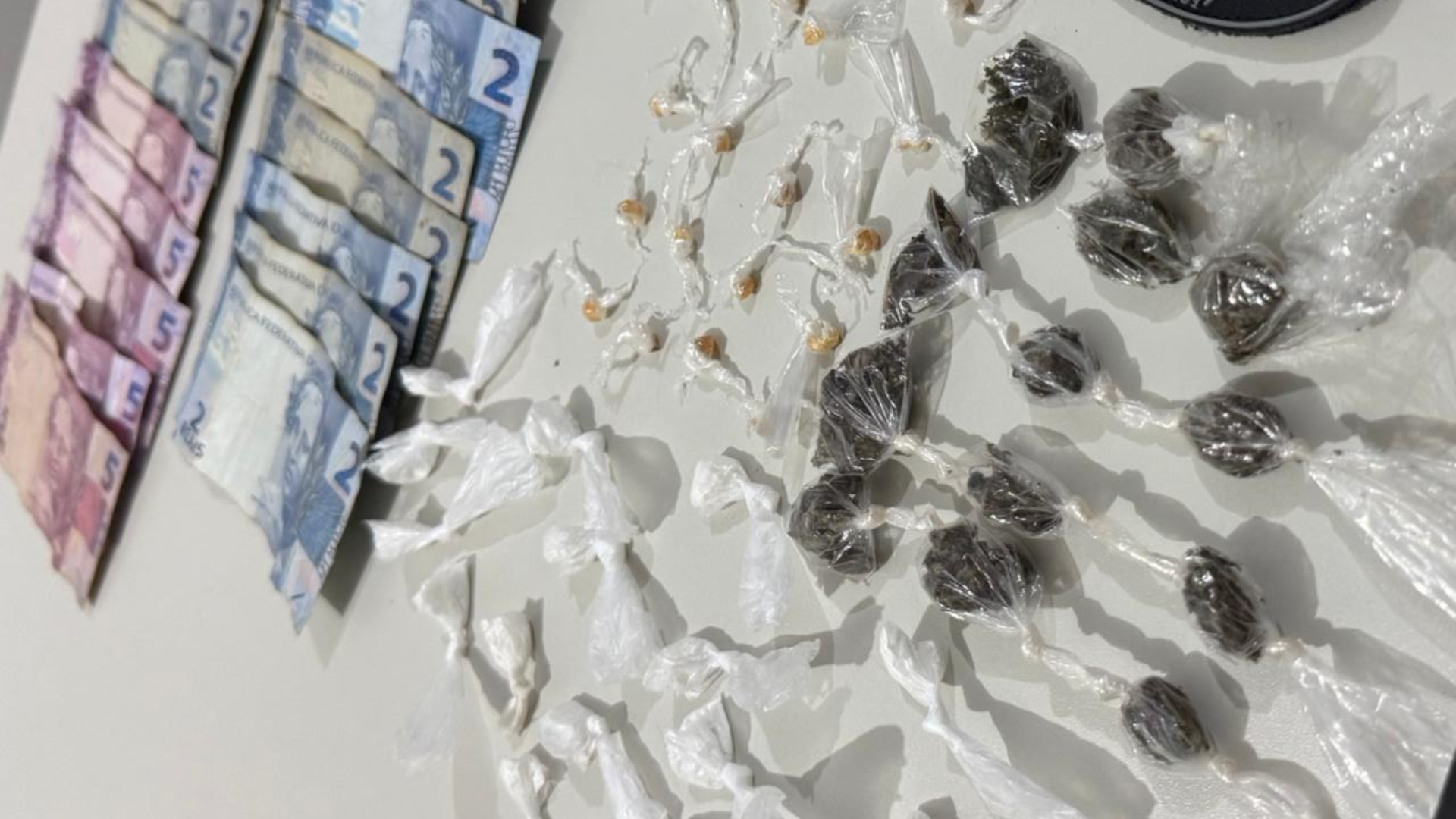briga de rua acaba em prisao de 3 adolescentes