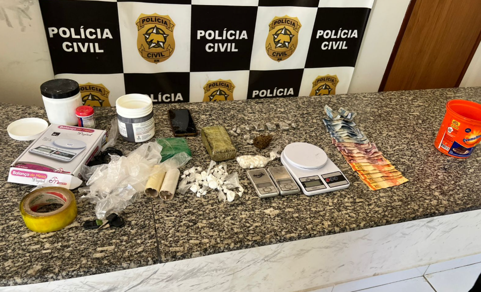 Materiais encontrados pelos policiais. Foto: Divulgação/PCRN