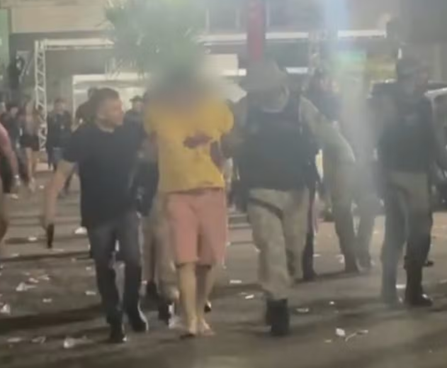 Polícia prende atirador - Foto: Reprodução/Redes Sociais