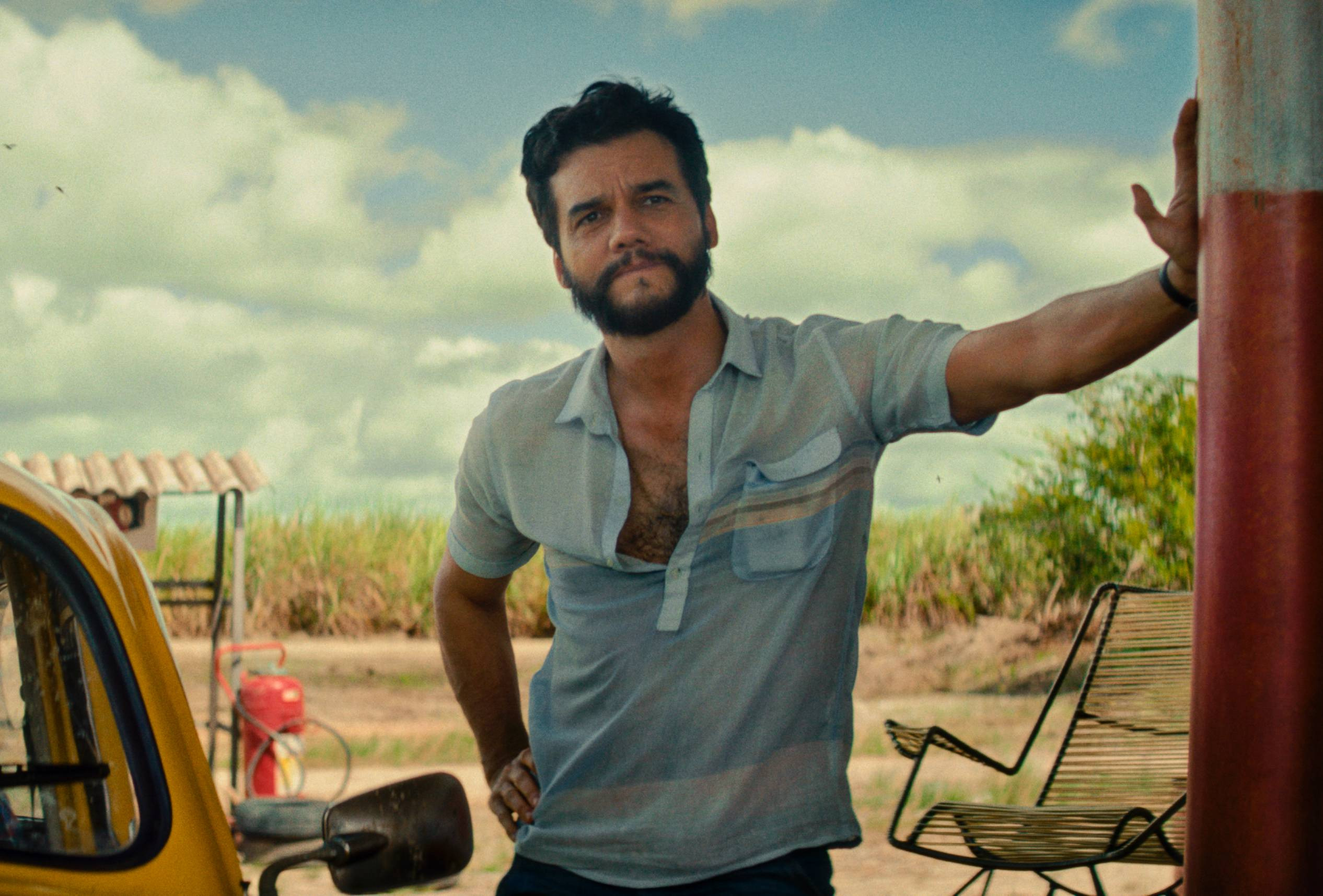 Sessão com “O Agente Secreto” e presença de Dona Tania marca destaque na 12ª Mostra de Cinema de Gostoso