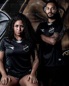 camisa especial em homenagem ao Mês da Consciência Negra