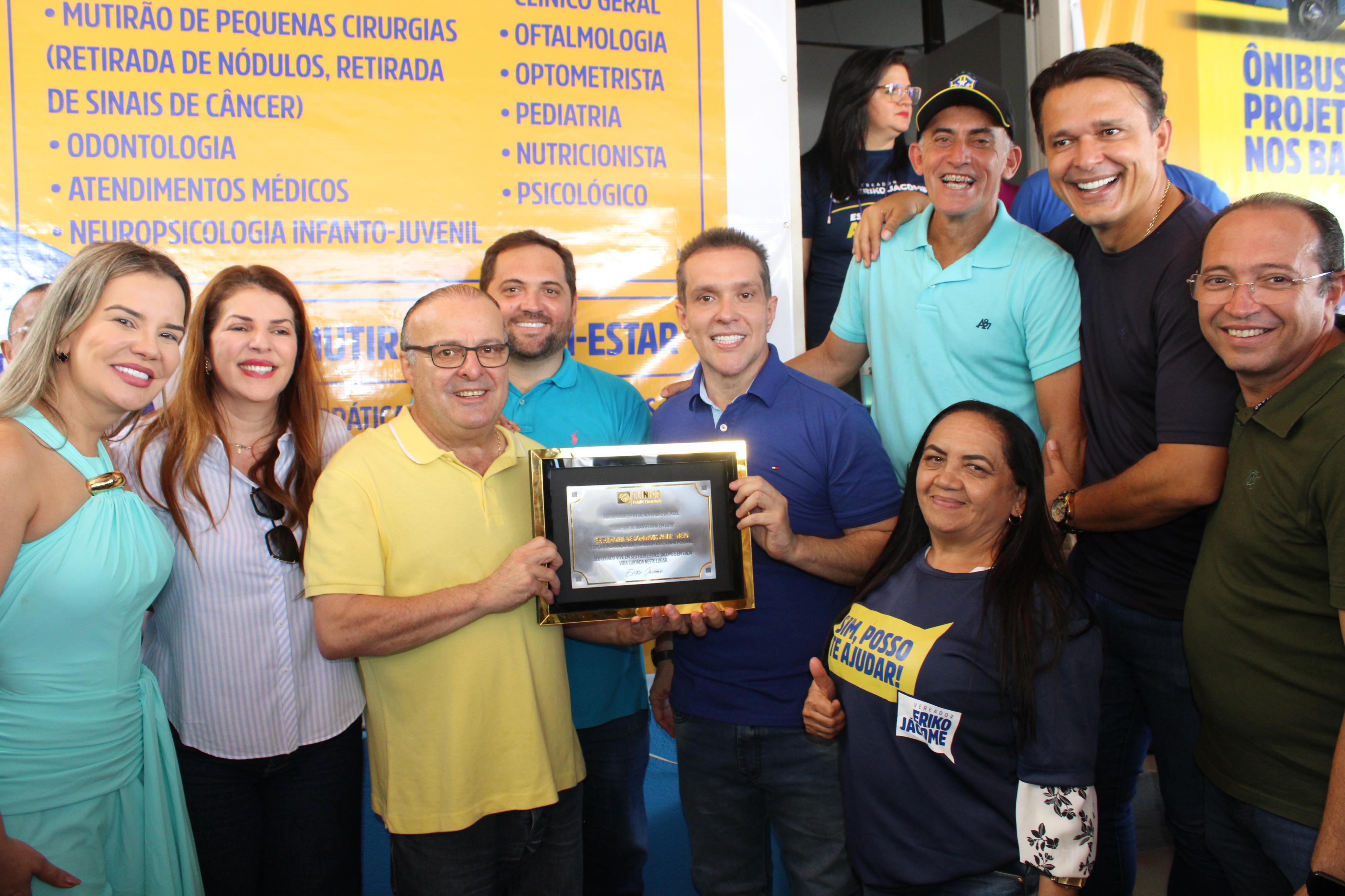 Eriko Jácome inaugura clínica em Felipe Camarão e reúne mais de mil moradores em grande ação de saúde