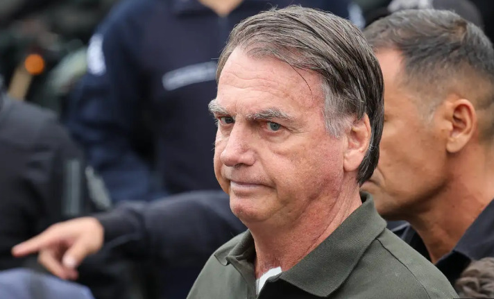 O texto, considerado benéfico ao ex-presidente Jair Bolsonaro (PL), obteve 291 votos favoráveis e 148 contrários e segue agora para avaliação do Senado Federal. Fabio Rodrigues-Pozzebom/ Agência Brasil