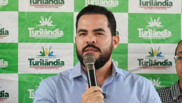 Prefeito de Turilândia, Paulo Curió (União), alvo da Operação Tântalo II, que apura um suposto esquema de desvio de recursos públicos que pode ultrapassar R$ 56 milhões. Imagem: internet.