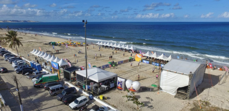 O espaço é reconhecido há anos como ponto fixo para treinos, torneios e eventos esportivos, especialmente da modalidade beach tênis. Imagem: reprodução internet.