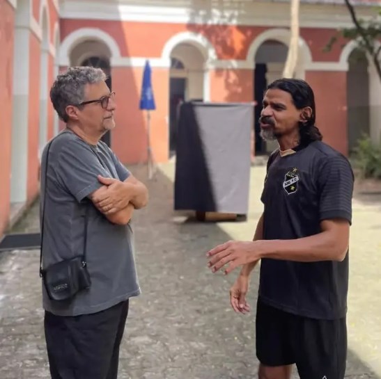 Na trama, Venâncio viveu o estivador Vilmar, que sai do interior para a capital pernambucana em busca de melhores oportunidades e acaba por trabalhar secretamente como matador de aluguel.