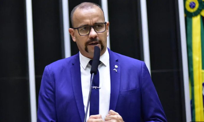 O voto divergente foi do deputado federal Sargento Gonçalves (PL), que integrou o grupo de 29 parlamentares contrários à Medida Provisória em todo o país.