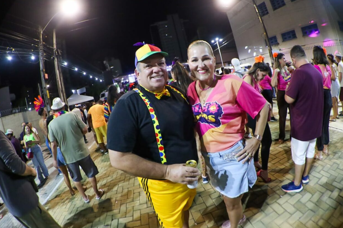 Antônio Lamas e Giovanna Melo entre os foliões que prestigiaram o Polo Petrópolis. Foto: Alex Régis/Tribuna do Norte