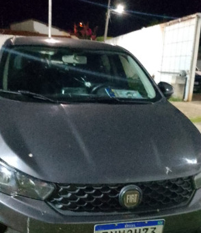 O suspeito teria efetuado dois disparos na direção do prefeito. Apesar da gravidade da situação, ninguém ficou ferido.
