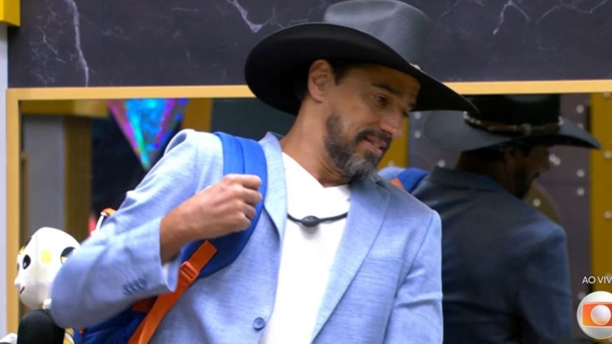 Cowboy deixou o programa na tarde deste domingo, 29/