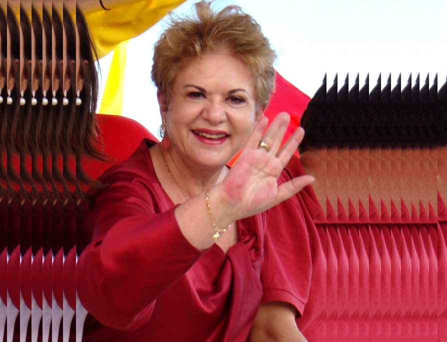 Wilma de Faria (1945-2017). Nasceu em Mossoró no dia 17 de fevereiro de 1945. Conhecida como "A Guerreira", foi a primeira mulher a ocupar o cargo de prefeita de Natal, onde exerceu sua gestão em três mandatos: de 1989 a 1993 e de 1997 a 2000. E também foi a primeira mulher a governar o Rio Grande do Norte, sendo eleita em 2002 e reeleita em 2006