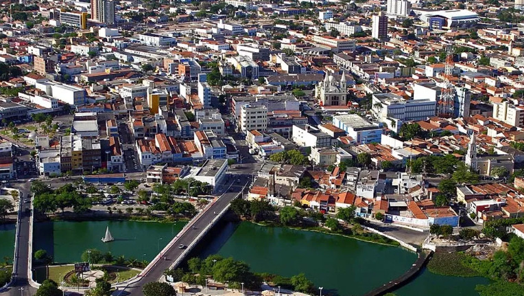 Com mais de 300 mil habitantes, Mossoró é a segunda maior cidade do estado e possui forte relevância econômica.