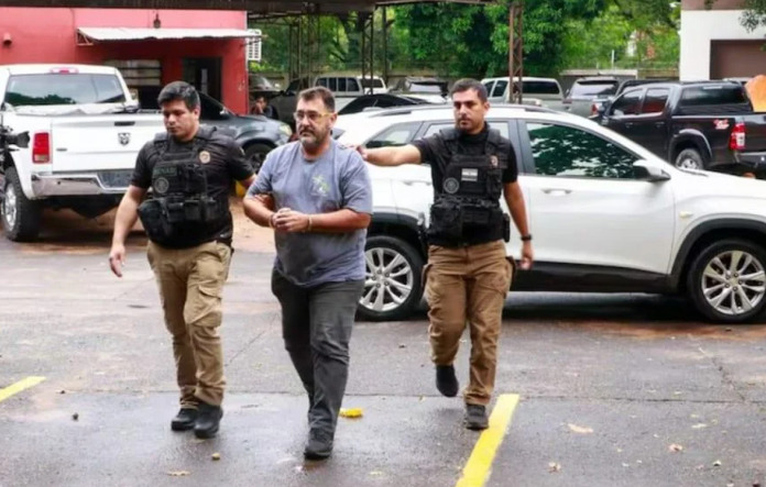 A captura ocorreu no dia 15 de abril de 2026, na cidade de San Lorenzo, no Paraguai, mas ganhou repercussão nacional nesta semana.