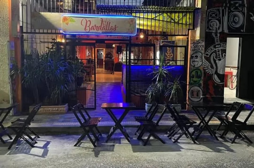 O Centro Histórico de Natal está em festa. O Bardallo’s Comida & Arte, um dos espaços culturais mais emblemáticos da capital potiguar, completa 21 anos de história e resistência neste sábado (25)