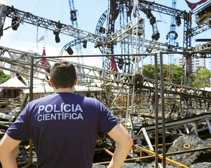 A Polícia Científica do Rio Grande do Norte realizou nesta segunda-feira (11) uma perícia técnica no local atingido pelo incêndio.