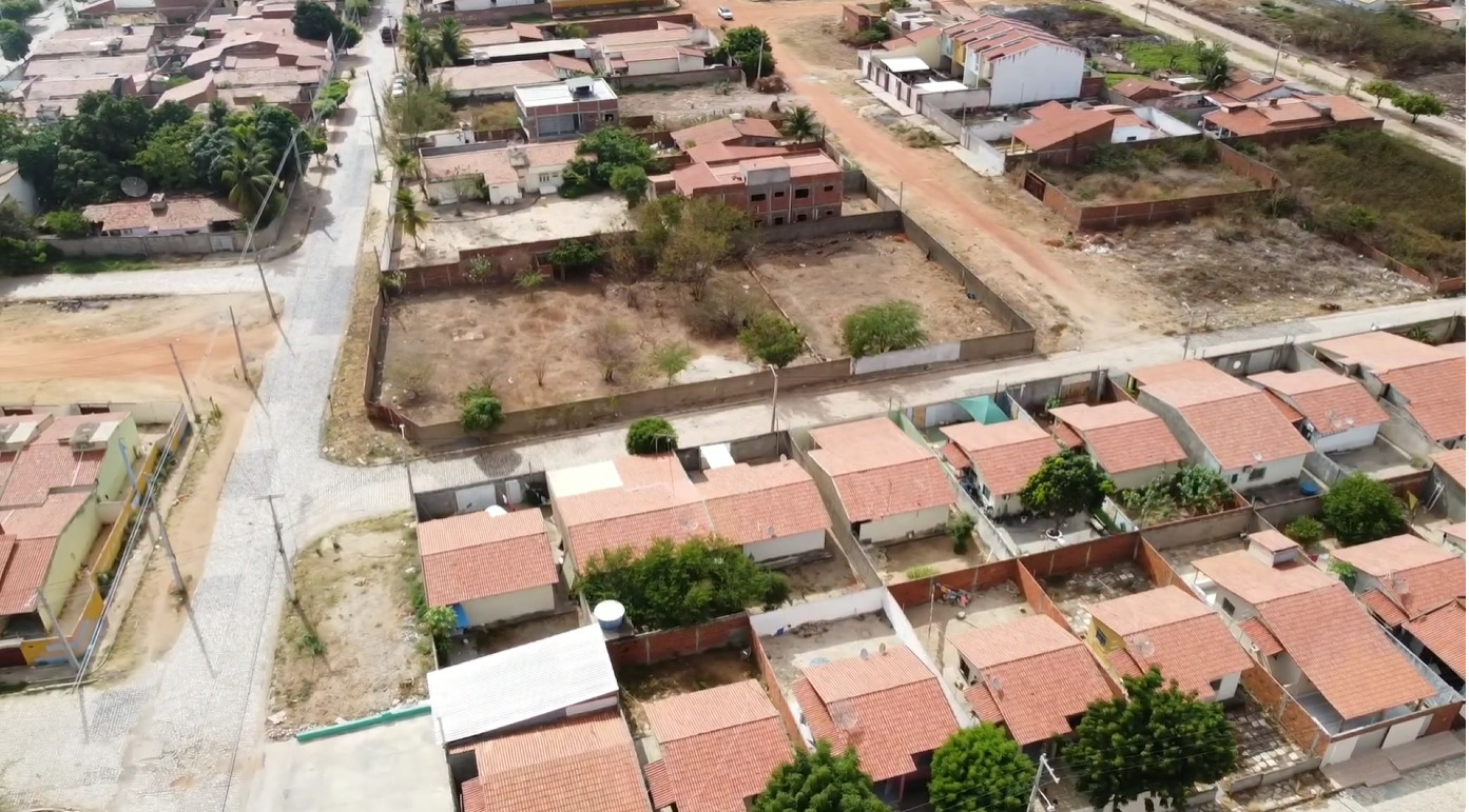 A ocorrência foi registrada na Rua Antônio Veríssimo de Sá, no bairro Abolição.