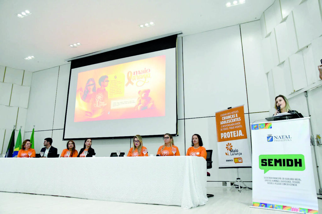  Especialistas e gestores públicos se reuniram para debater estratégias de proteção à infância. Foto: Demis Roussos/Prefeitura do Natal 
