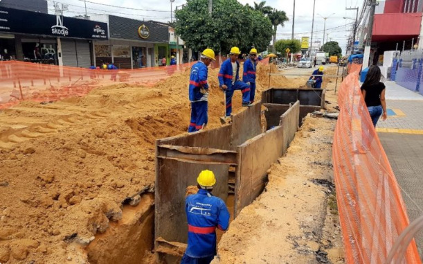 Mesmo nas áreas urbanas, onde normalmente há maior concentração de infraestrutura, as diferenças permanecem significativas.