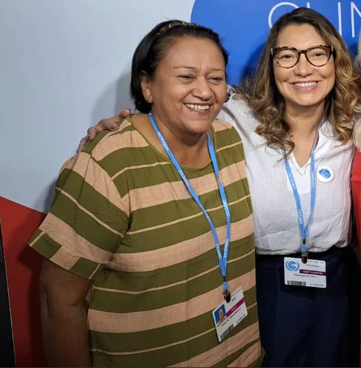 Material de divulgação do evento destaca a participação de nomes ligados à esquerda potiguar, incluindo a governadora Fátima Bezerra, parlamentares estaduais e federais, além de vereadoras que deverão integrar as próximas disputas eleitorais.
