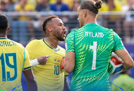 O pênalti convertido por Neymar diminuiu a desvantagem brasileira já nos acréscimos da partida, mas não foi suficiente para mudar o destino da Seleção.
