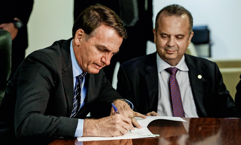 O ministério também era responsável pela Companhia de Desenvolvimento dos Vales do São Francisco e do Parnaíba (Codevasf), estatal que ampliou significativamente seu orçamento durante o governo Bolsonaro.