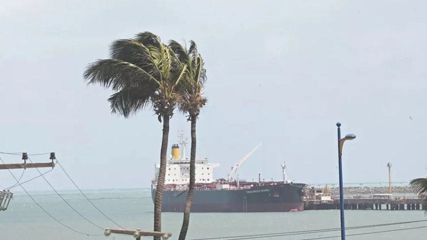 Ventos fortes no mar.