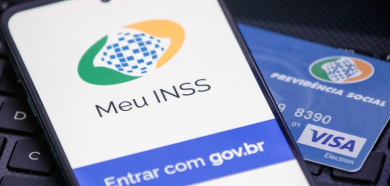 O pedido de benefício por incapacidade temporária pode ser iniciado pelo Meu INSS, plataforma digital da Previdência.