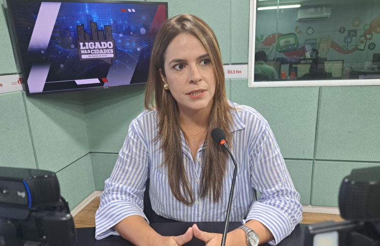 A secretária ressaltou ainda que a conclusão das demais etapas deverá proporcionar uma melhoria no sistema de drenagem existente na região das Rocas.