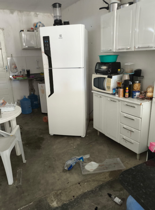Homem causou destruição em vários cômodos da casa. Foto: Divulgação/PCRN