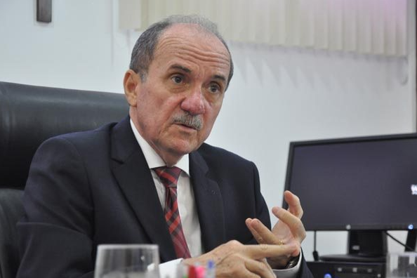 O entendimento foi firmado pelo desembargador Cláudio Santos, que considerou que a condenação criminal do policial ainda está sendo questionada por meio de recursos e, portanto, não houve trânsito em julgado.