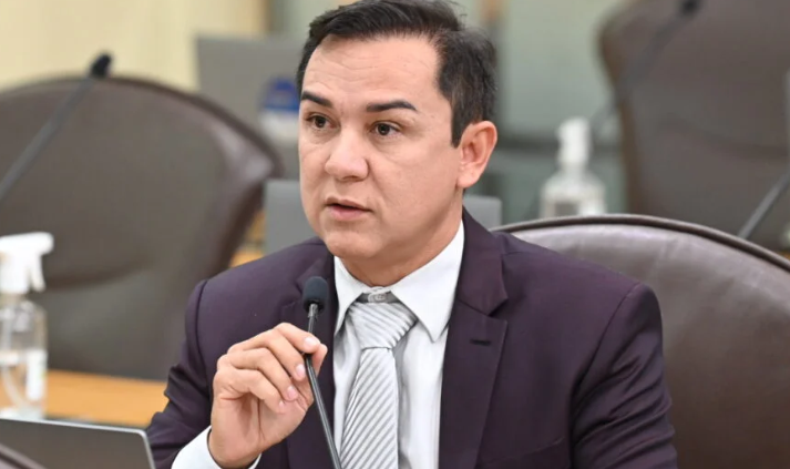 Fechando o ranking, Neilton Diógenes, candidato à reeleição para deputado estadual pelo PP, declarou patrimônio de R$ 4,79 milhões.