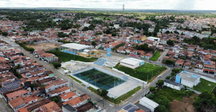 Uma abordagem da Força Tática da Polícia Militar terminou com duas pistolas apreendidas e uma tentativa de suborno durante uma ocorrência em Macaíba, na Grande Natal.