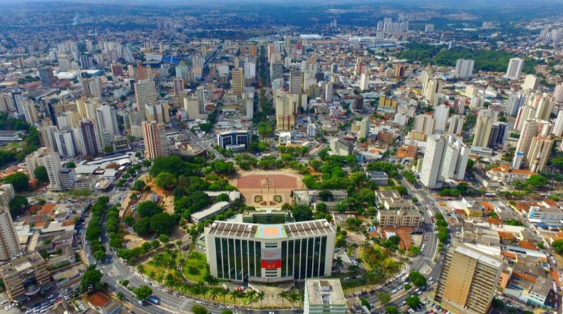 A chegada das novas operações de Goiânia acrescenta novas possibilidades justamente no período de alta temporada.