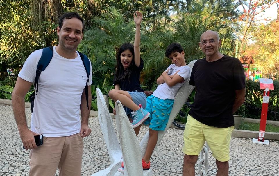 Cadu em família