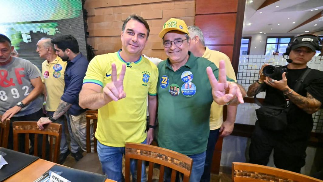 Flávio e Álvaro Dias durante almoço em Natal. Foto: Divulgação/Assessoria 