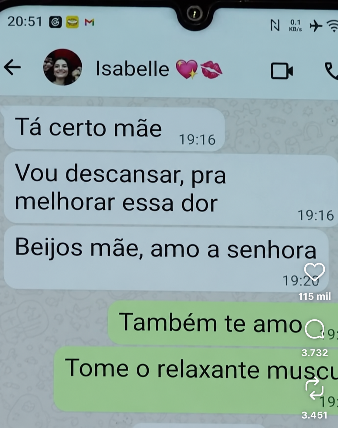 Entre as últimas mensagens enviadas pela jovem estava uma declaração de afeto: “Mãe, eu te amo”.