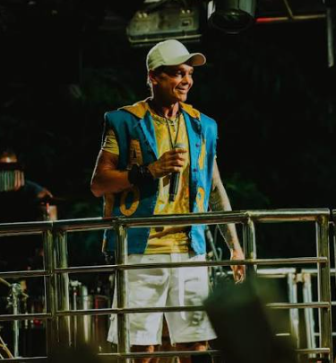 Netinho teve participação marcante na história do Carnatal, maior carnaval fora de época do Brasil, realizado em Natal, no RN.