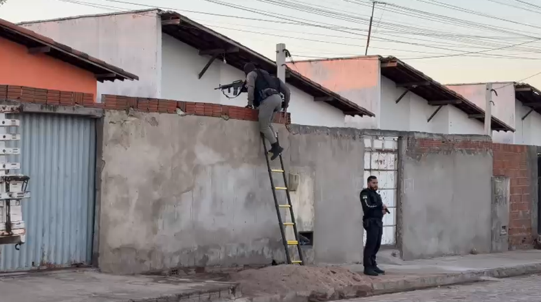 ROUBO DE OURO: Polícia cumpre cinco mandados e apreende drogas e munições no interior do RN -PCRN