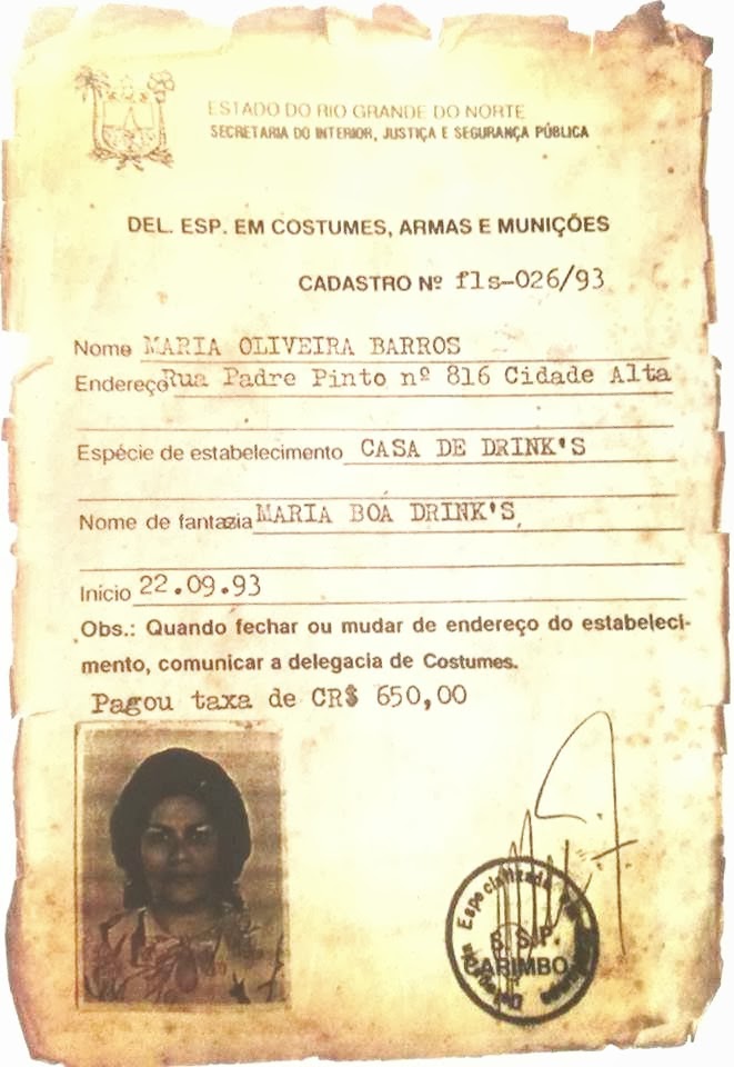 Nascida Maria Oliveira Barros, em Remígio, na Paraíba, em 1920, ela se tornou uma das figuras mais conhecidas da capital potiguar a partir da década de 1940.